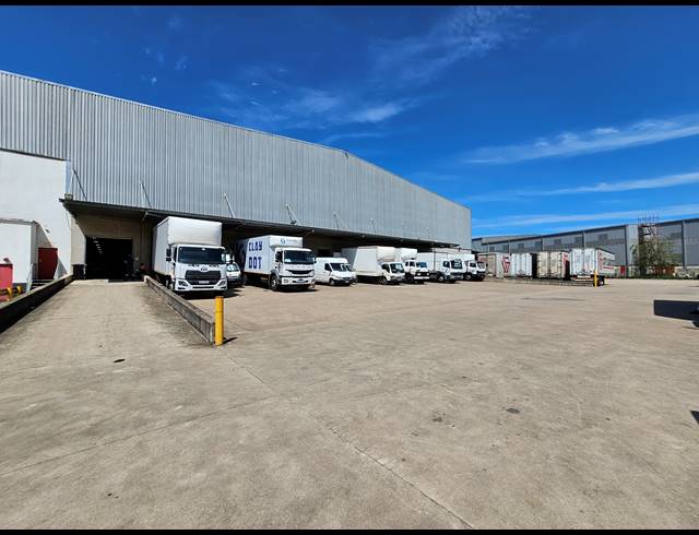 8,459M² WAREHOUSE TO LET IN RIVERHORSE VALLEY